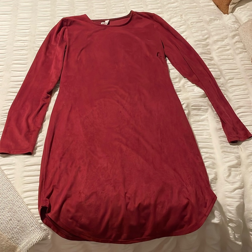 Blue Blush short red velvet dress